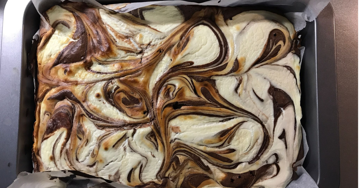 Cheesecake brownies a mramorování